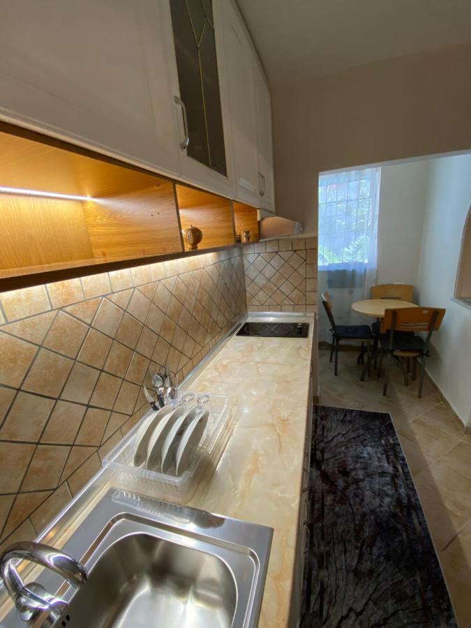 Lucas Apartment 2 ติรานา ภายนอก รูปภาพ